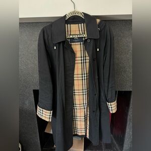 Burberry trench coat/rain coat